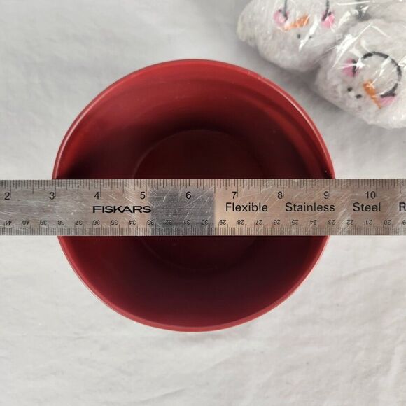 2 Indoor Snowball Fight  Balls Buckets Hallmark Red Black 6 Soft Snowballs Each - Picture 10 of 11